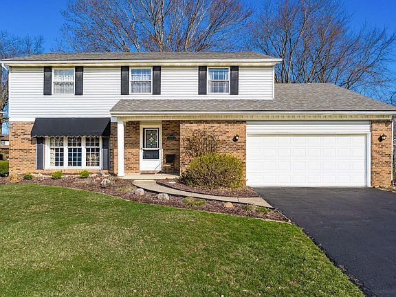 2nd image of 10180 S Crosset Hill Dr