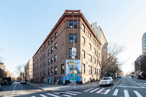 Rented by Joel Scharf, LREB | media 44