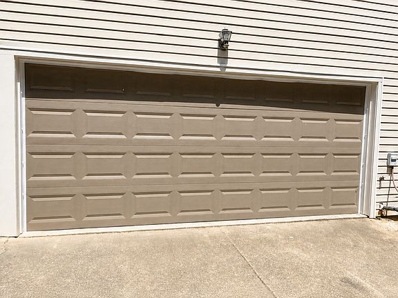 2nd image of 5454 Blue Oak Dr