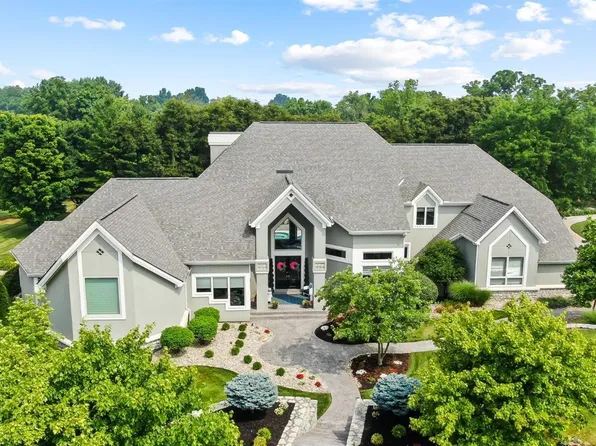7327 Tamarron Pl, West Chester, OH 45069