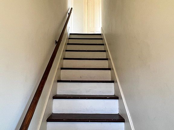 Stairs to 2nd Floor