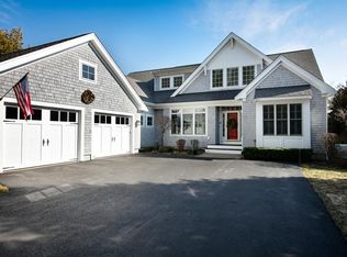 11 Hitching Post, Plymouth, MA 02360