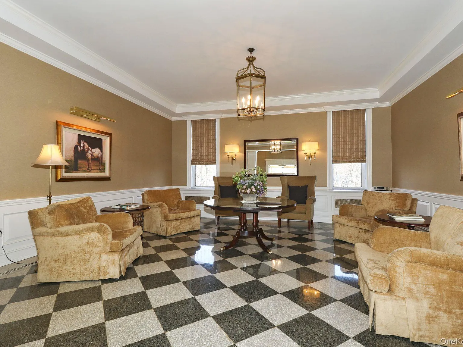 2 bed, 2.0 bath, 1075 sqft, $4,950 — Photo 2