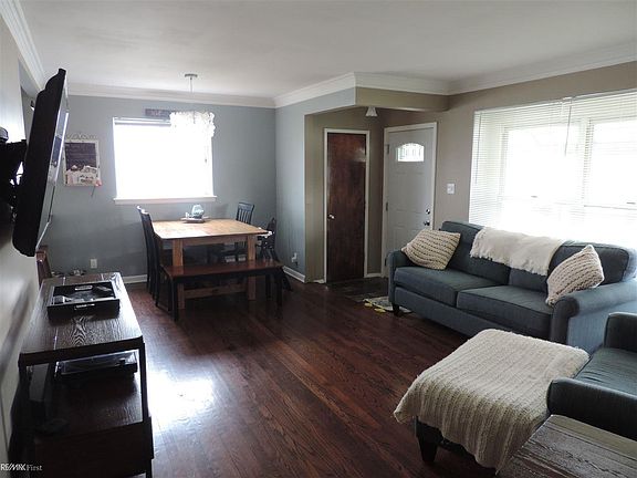 3rd image of 25523 Cubberness St