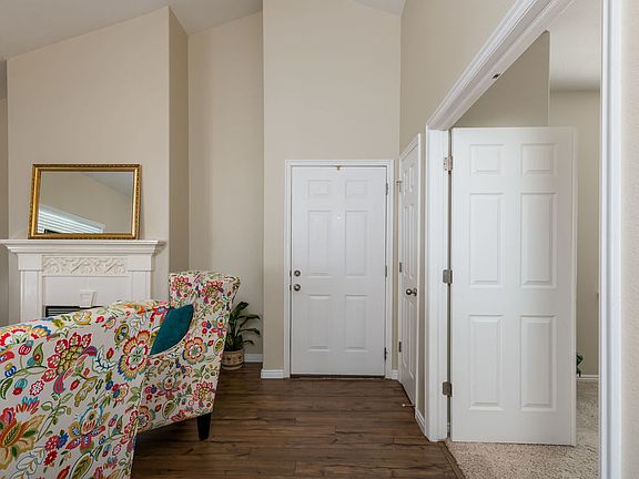 4th image of 1582 W Wyngate Park Dr