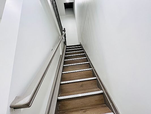 5th image of 794 McDonald Ave #3A