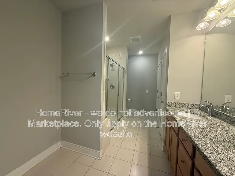 2907 Bleeker St #203 — Photo 10