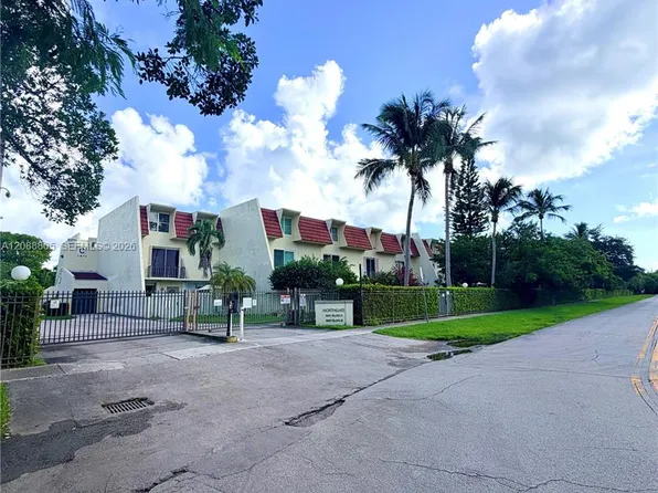 1655 NE 115th St APT 11B, Miami, FL 33181