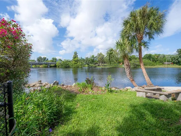 332 W Comanche Ave, Tampa, FL 33604