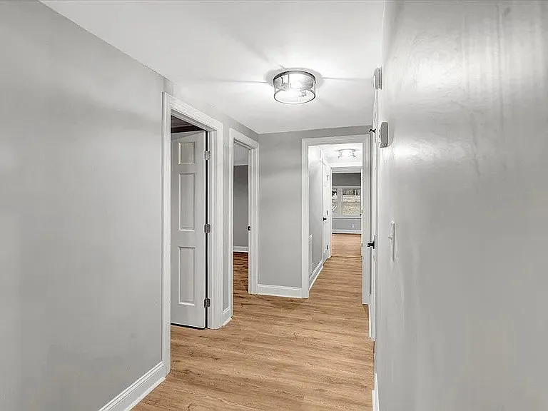 3 bed, 1520 sqft, $2,900 — Photo 2