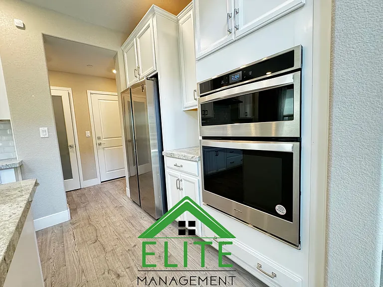 3004 Mulvaney Ave — Photo 13