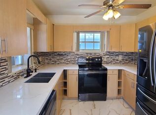 340 NW 151st St #0, Miami, FL 33169