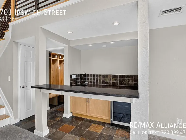 4701 Ipswich St — Photo 13