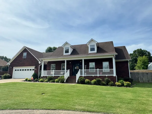 2303 Oakwood Cv, Dyersburg, TN 38024