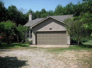 1166 S Fenmore Rd, Merrill, MI 48637
