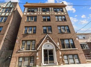 118 Corbin Ave APT 303, Jersey City, NJ