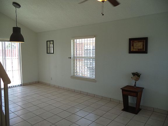 4th image of 12150 Royal Woods Dr
