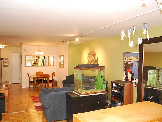 Sold by Sotheby's International Realty | media 7