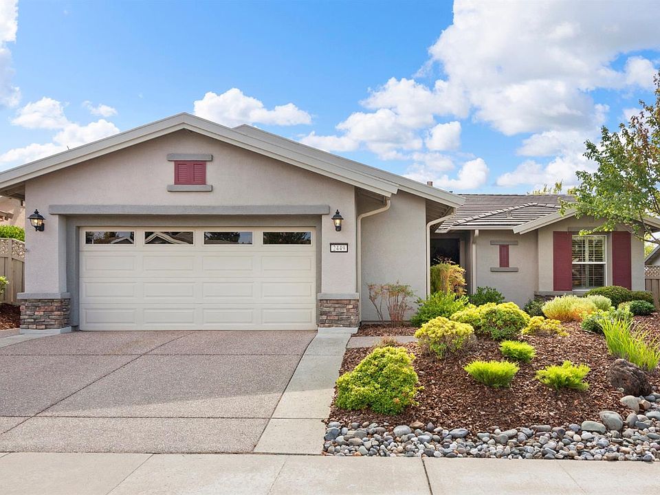 1st image of 2449 Swainson Ln