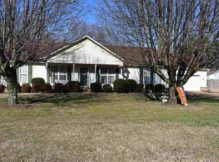 103 Fox Run Dr, Jackson, TN 38305