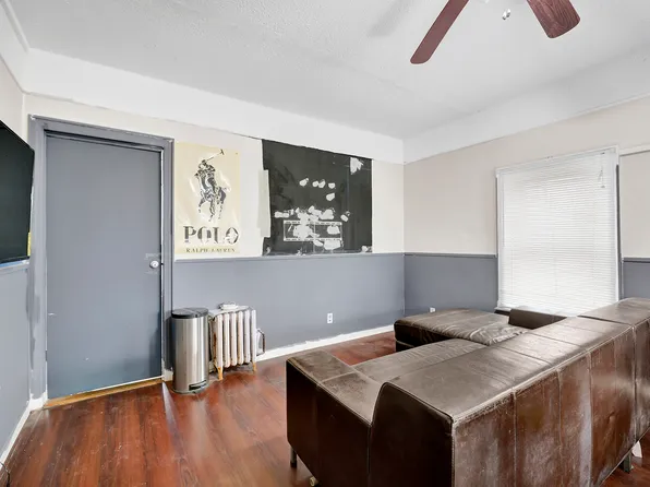 1011 Banner Avenue image 16 of 23