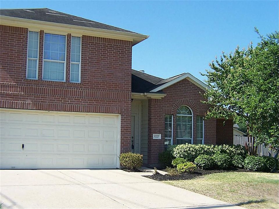 1st image of 32227 Decker Oaks Dr