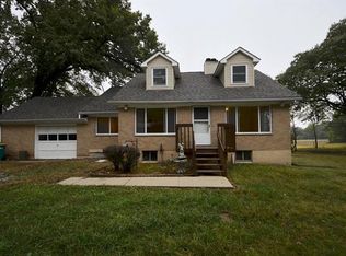 2073 Borchers Ln, O'Fallon, IL 62269