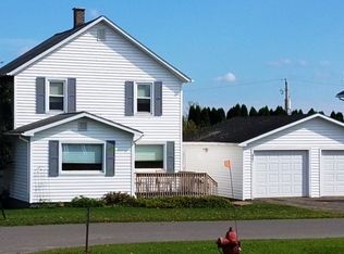 601 Wilson Ave, Iron River, MI 49935