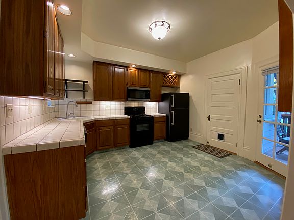 3rd image of 1262 2nd Ave #1