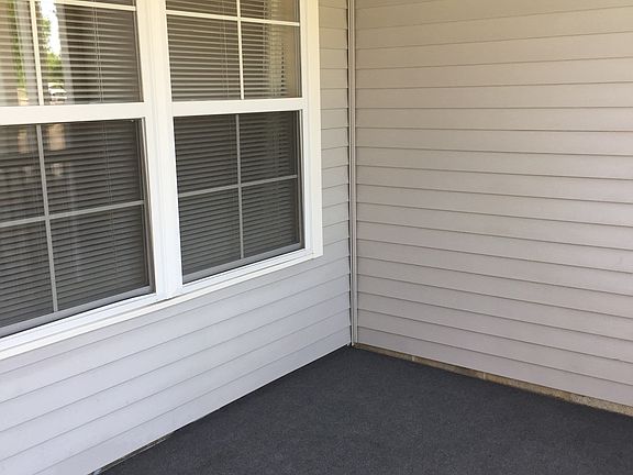 Covered Screened in Porch