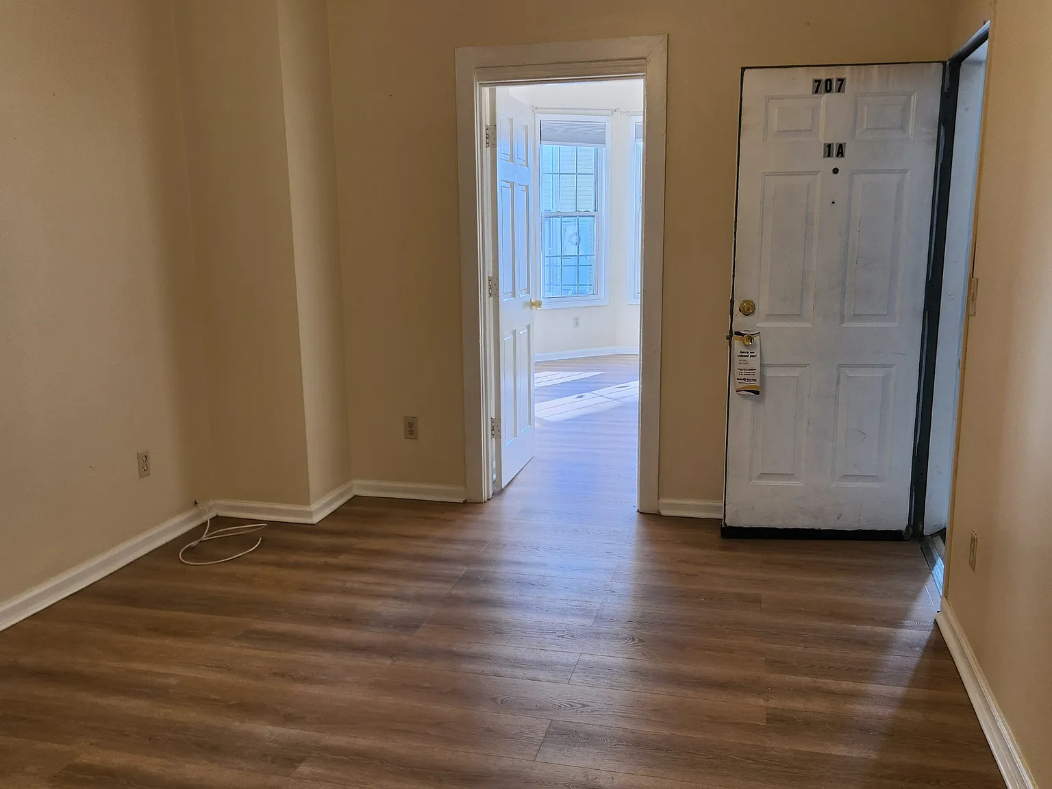 3 bed, $2,100 — Photo 4