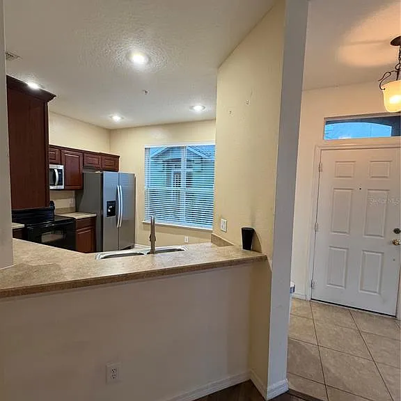 San Jacinto Cir — Photo 13