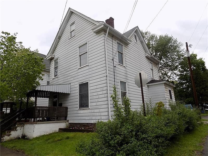 1st image of 410 Eau Claire St