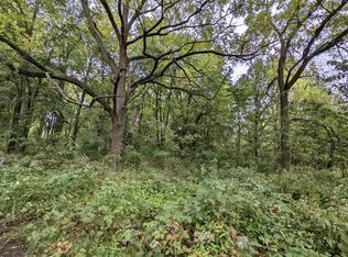 279 Hunters Hill Trl, Colgate, WI 53017