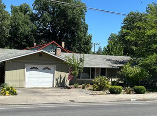 1205 NW Highland Ave, Grants Pass, OR