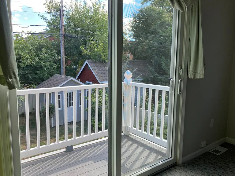 407 S Veitch St — Photo 14