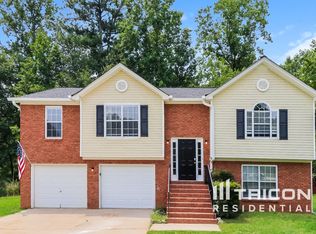 6152 Valley Green Rd, Lithonia, GA 30058