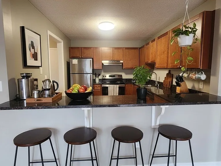 50 Island View Pl #405 — Photo 2