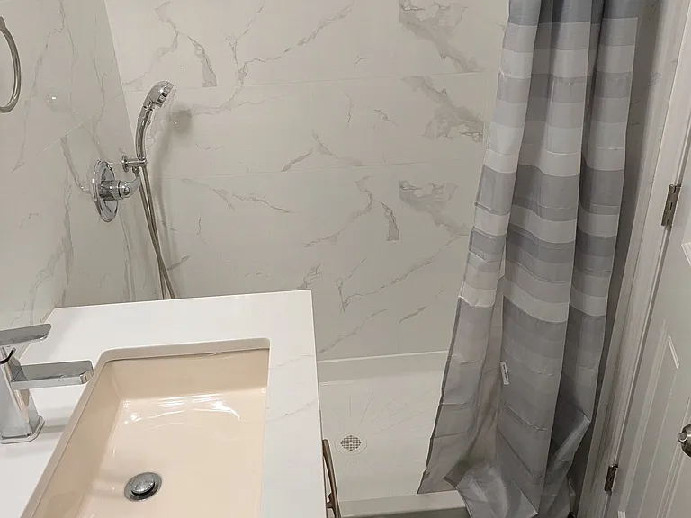 230 W 95th St #46 — Photo 7