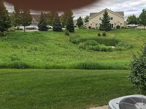 4th image of 2444 Yellowstone Dr