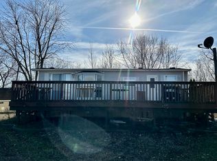 142 Fossil Lake Ct, Wilmington, IL 60481