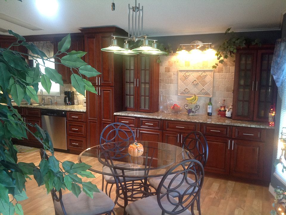 1st image of 1502 W Schwartz Blvd