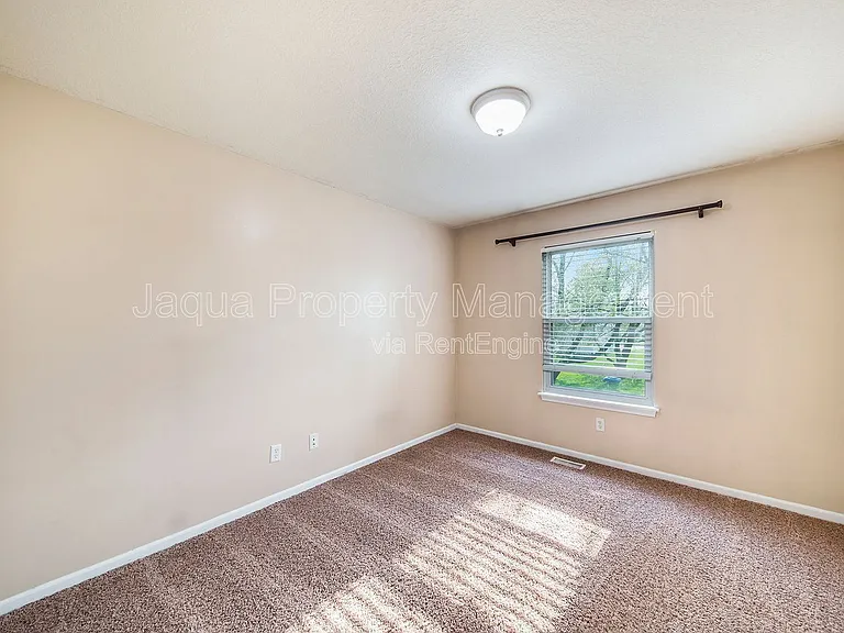 7325 Salerno Cir — Photo 9