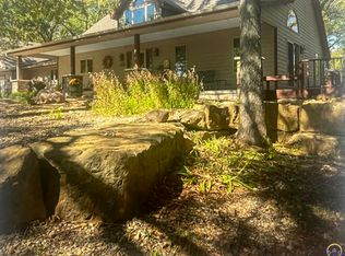 7548 NW 74th St, Topeka, KS 66618