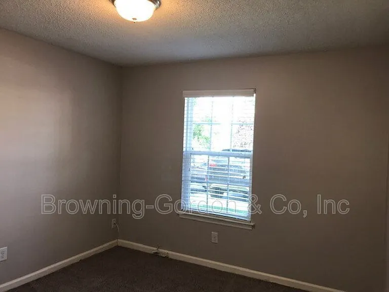 1305 Acklen Ave #101 — Photo 8
