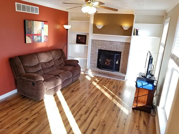 5th image of 143 Frontier Ave