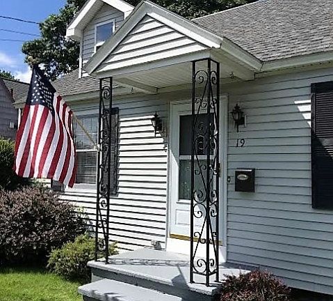 2nd image of 19 Jackson Ave