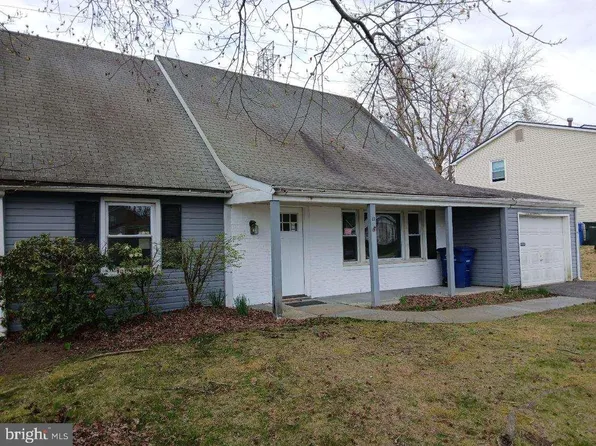 22 Niagara Ln, Willingboro, NJ 08046