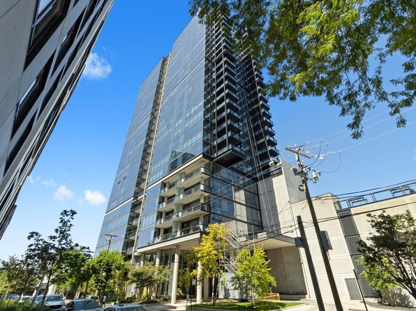 860 W Blackhawk St #1808