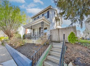 389 Grant St, Phillipsburg Town, NJ 08865